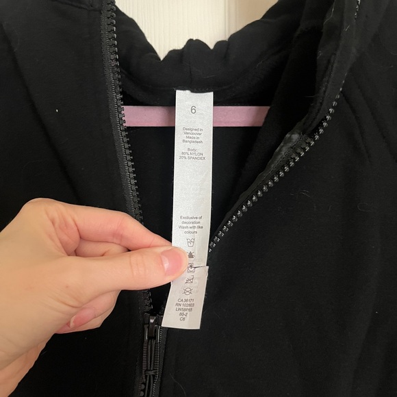 Lululemon Scuba Full-Zip Hoodie - Picture 5 of 5
